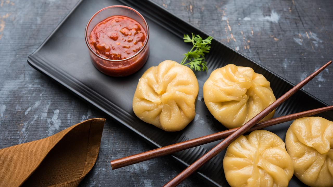 Tibetan Vegetable Momos & Tomato Chutney