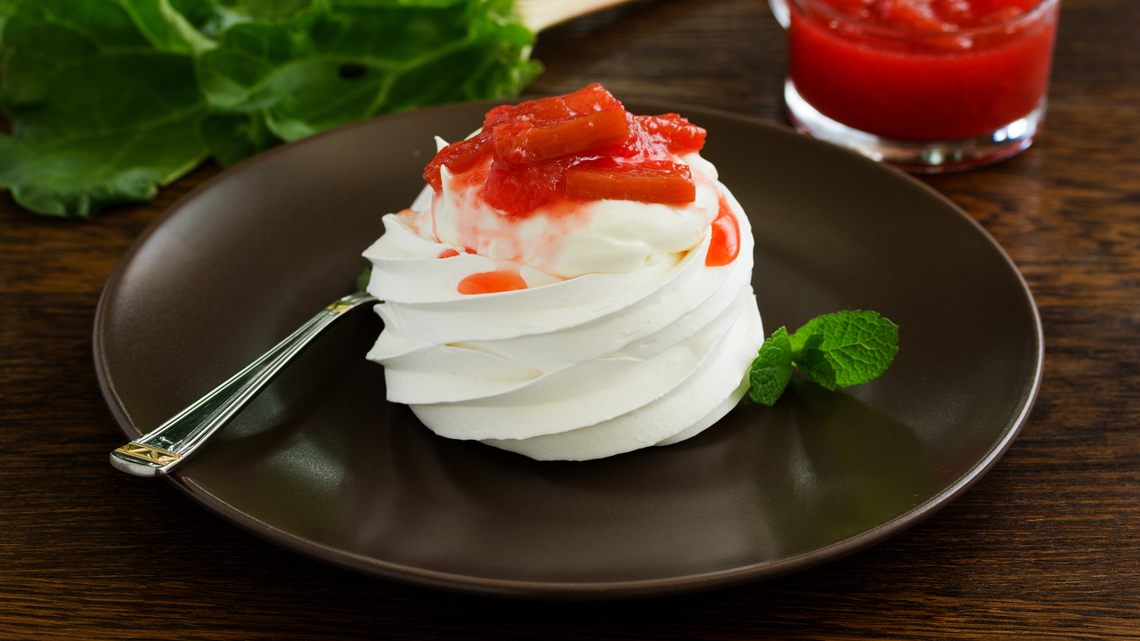 Rhubarb & Strawberry Pavlova with White Chocolate Cream
