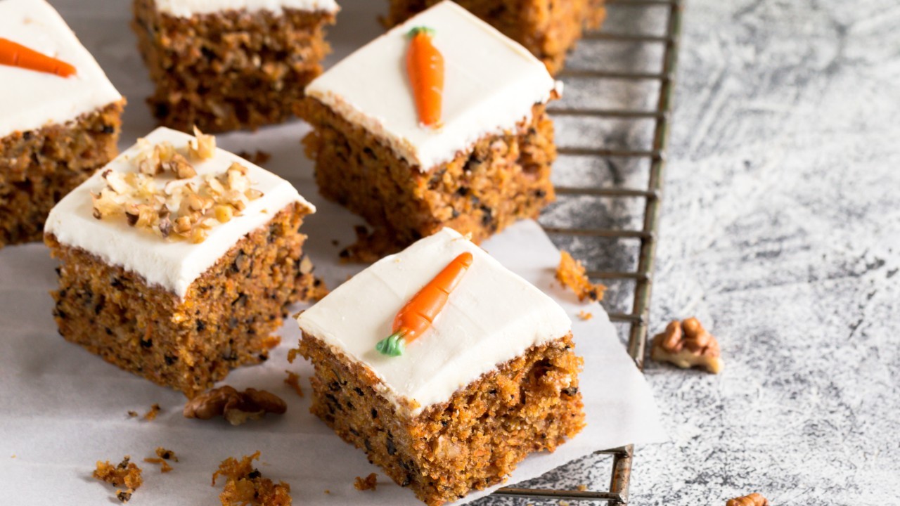 Carrot Cake Buns