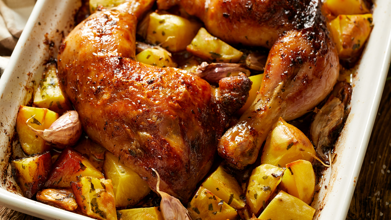 Spicy Chicken Thighs with Crispy Potatoes and Vegetables