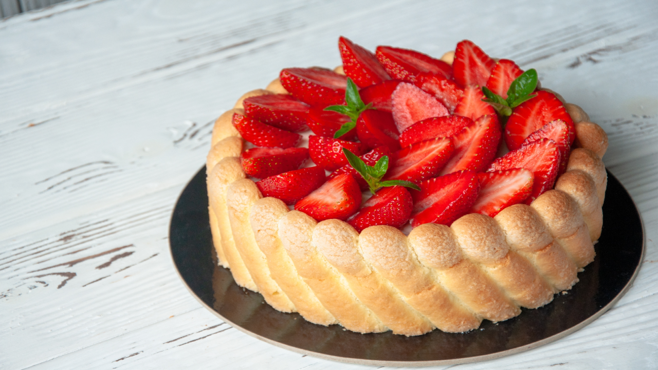 Strawberry Mousse Charlotte Cake