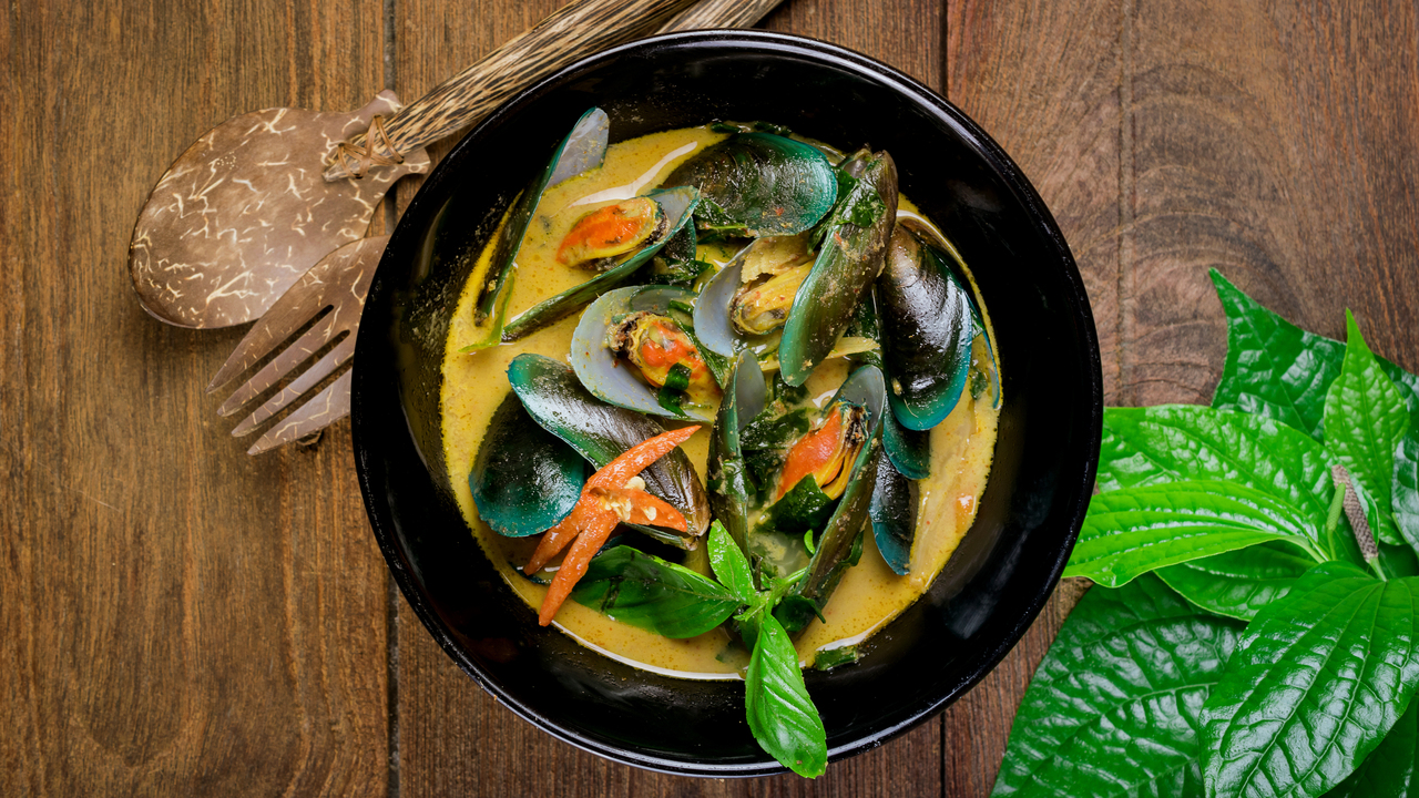 Mussels with Coconut