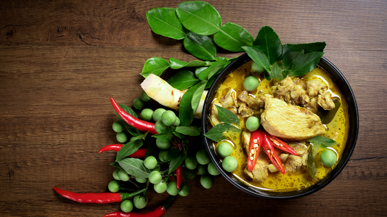 Thai Style Chicken Curry with Coconut Milk