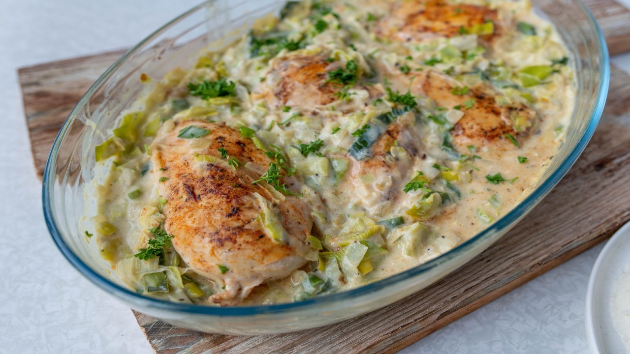 Chicken with Creamy Leek Sauce
