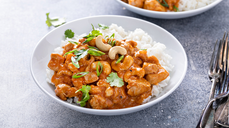 Creamy Cashew Chicken Curry