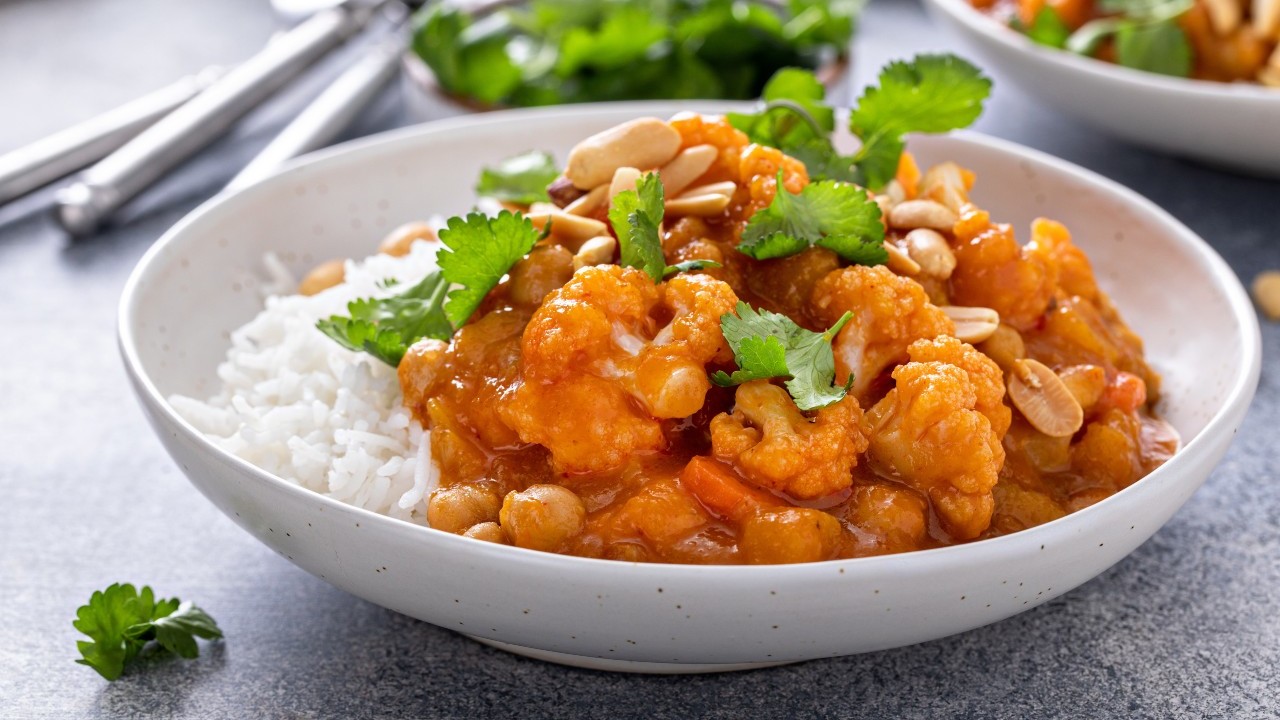 Roasted Cauliflower Thai Curry