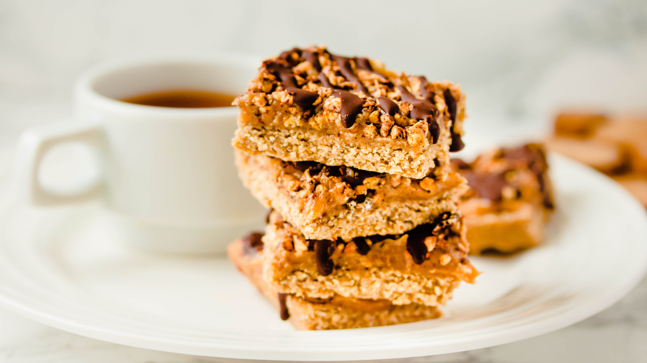 Healthy Date Caramel & Chocolate Energy Bars