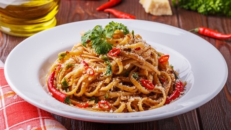 Hot Honey Halloumi Chicken Linguine