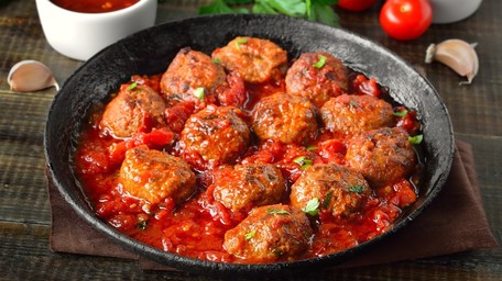 Lamb Meatballs with Tomato and Chilli Sauce