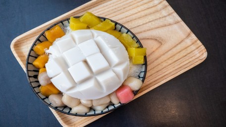 Almond Jelly Dessert