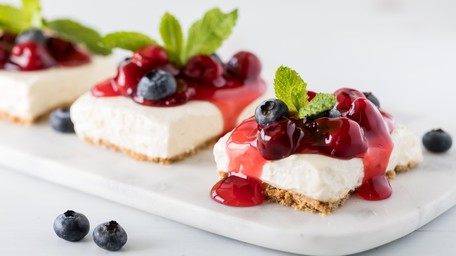 Cherry Cheesecake Bars