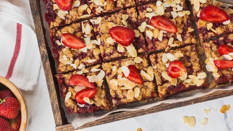 Strawberry Oat Crumble Bars