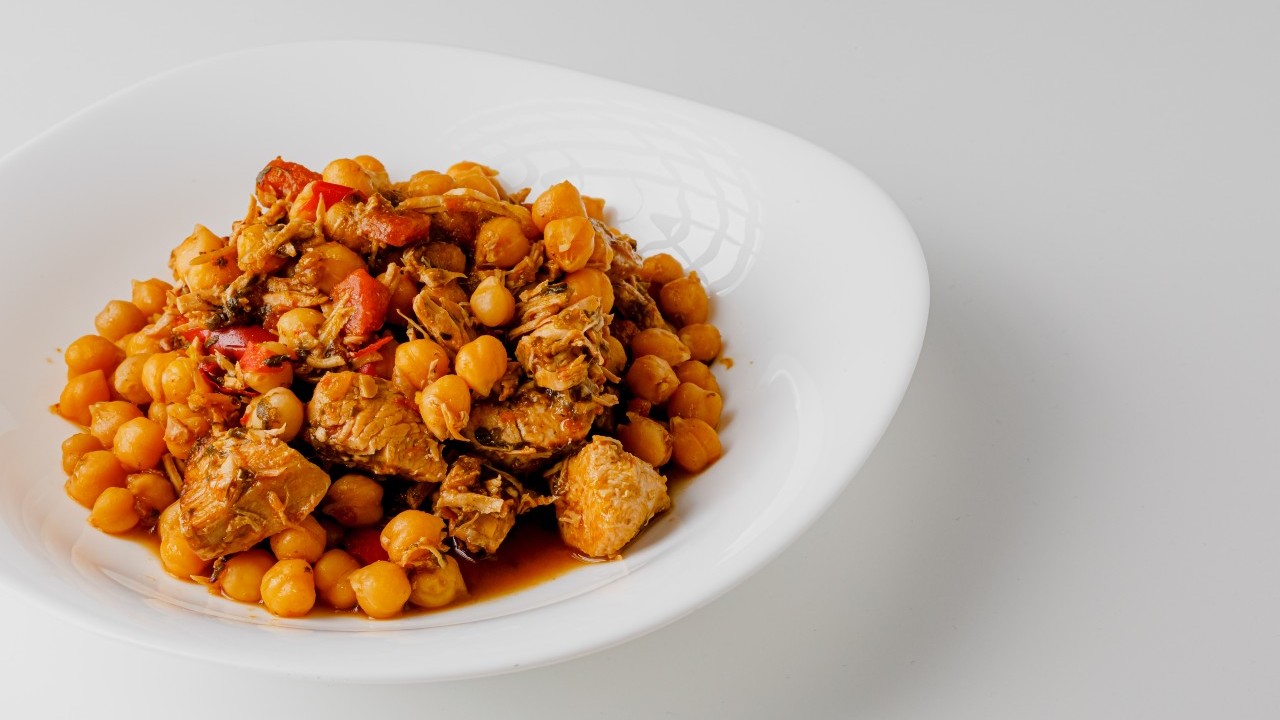 Chicken, Chickpea & Chorizo Casserole