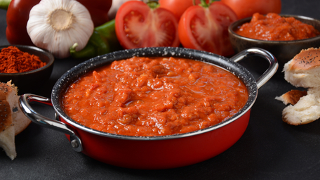 Spicy Roasted Tomato Dip