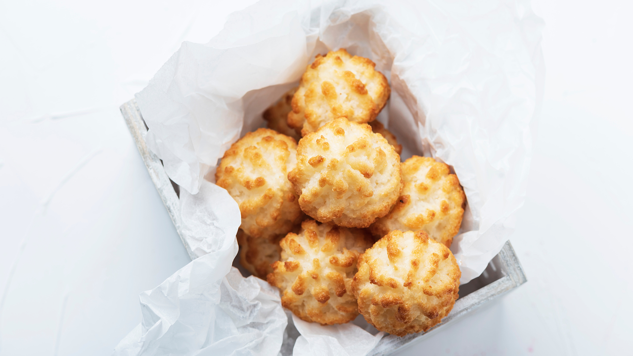 Italian Coconut Macaroons