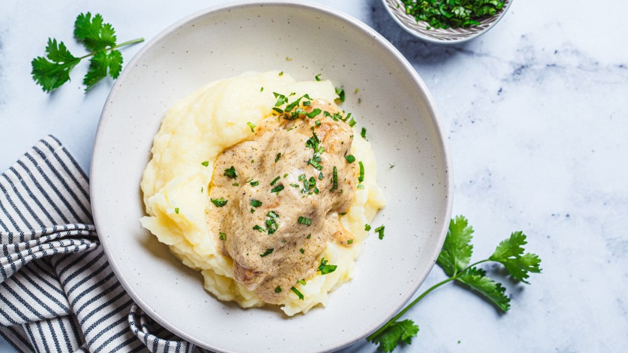 Chicken with Mustard Apple Cream