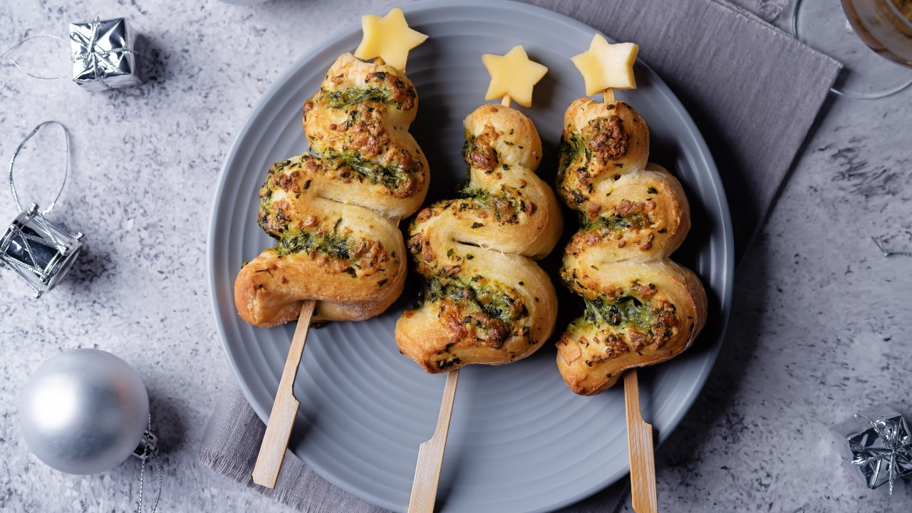 Christmas Tree Puff Pastry Samosas