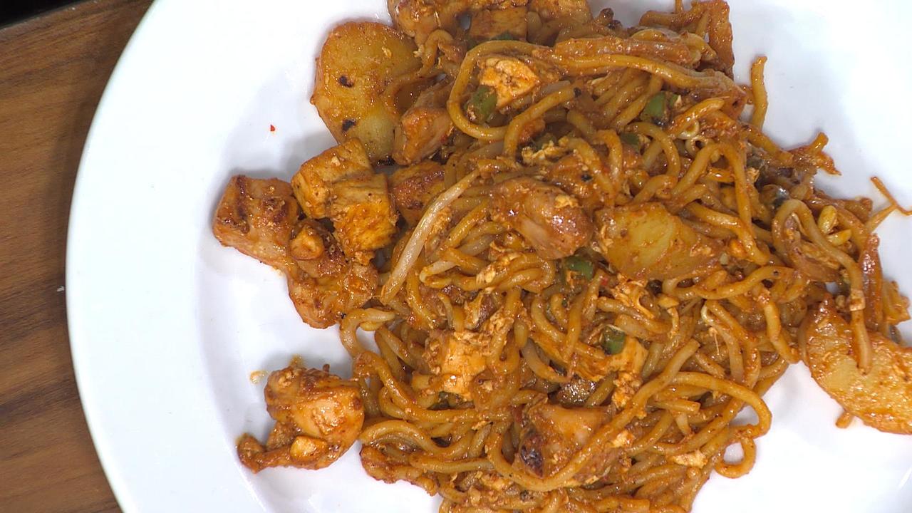 Mee Goreng (Mamak style)