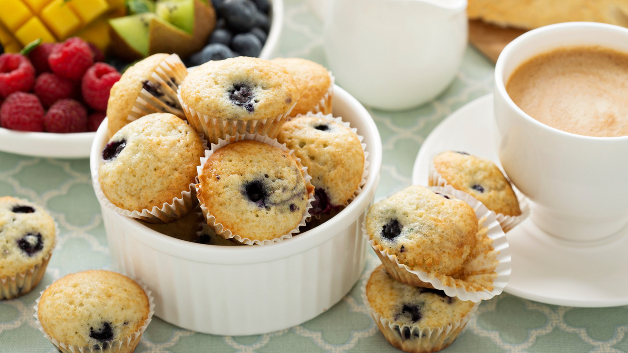 Catherine's Raspberry Buns