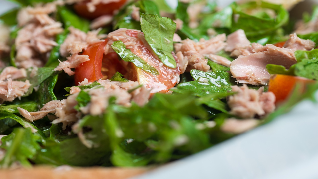 Tuna Steak Quinoa Salad