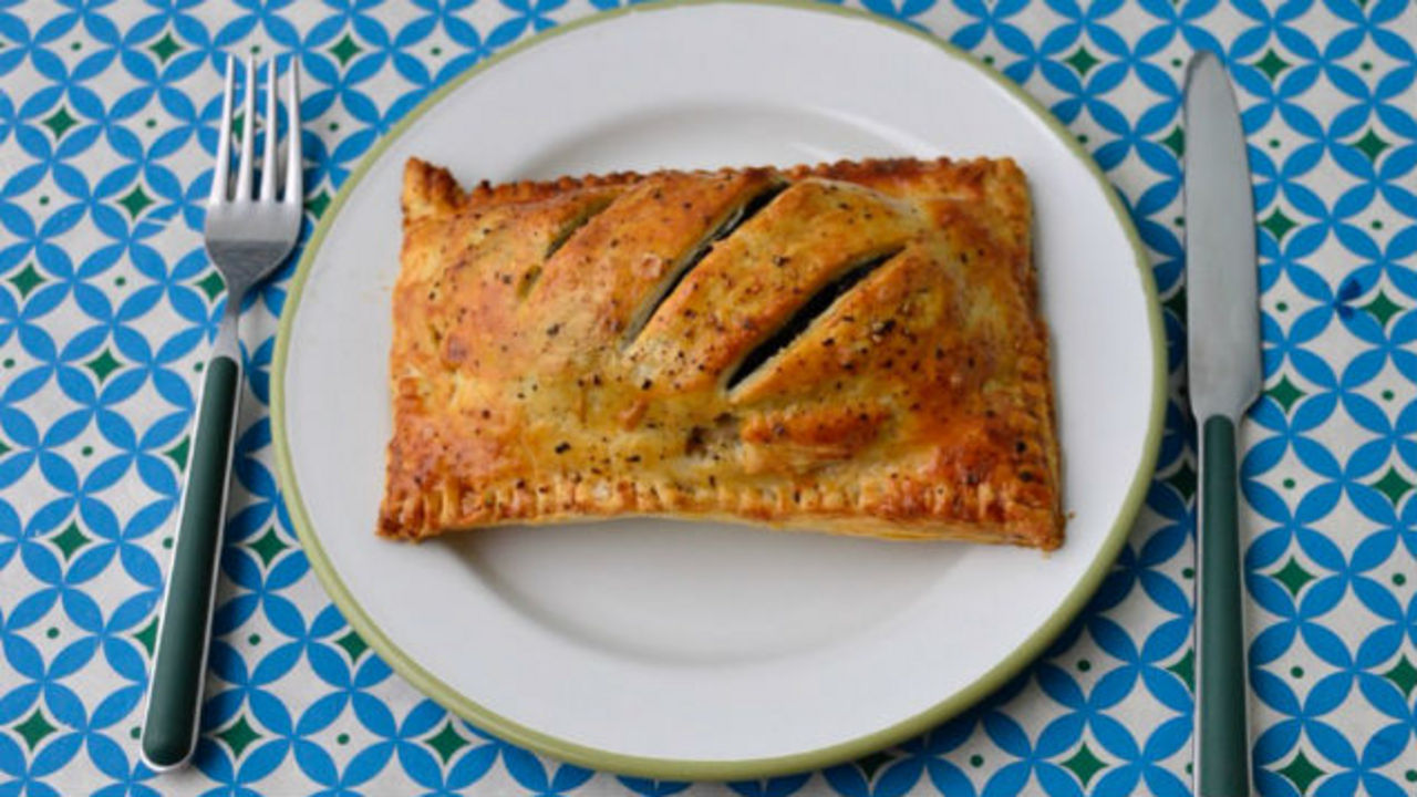Chicken & Black Pudding en Croute