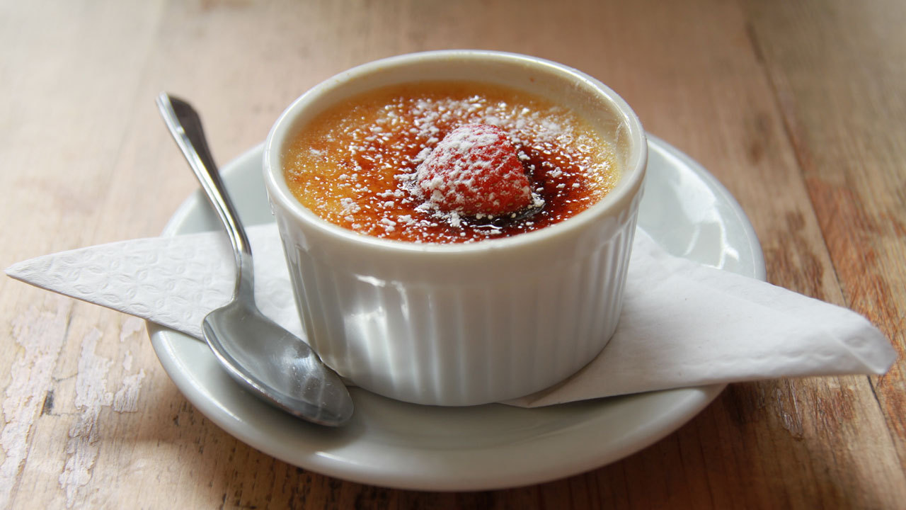 Rhubarb Creme Brulee