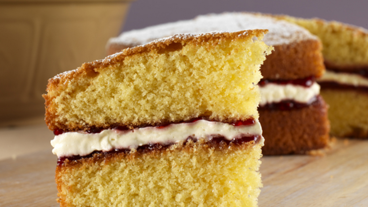 Lemon and Raspberry Layer Sponge Cake