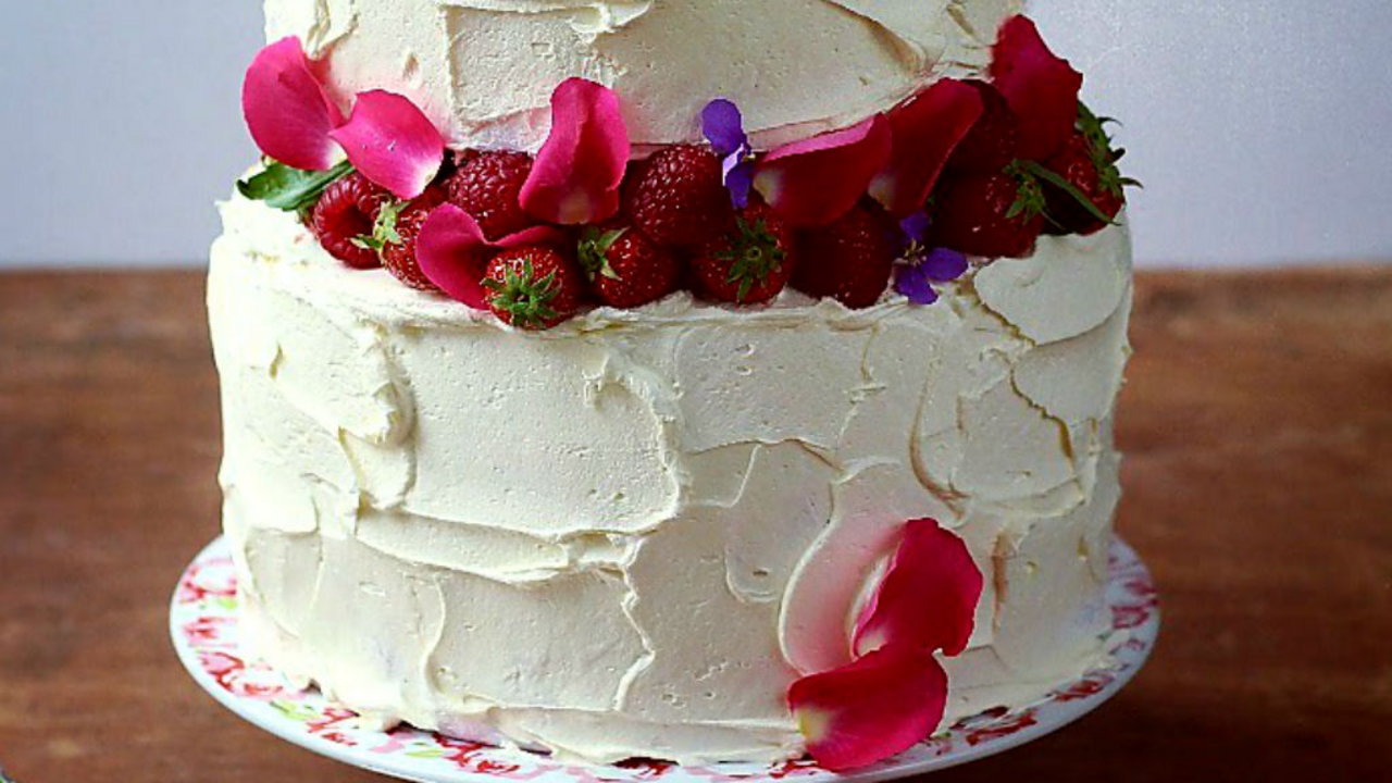 Lemon Elderflower Buttercream Cake