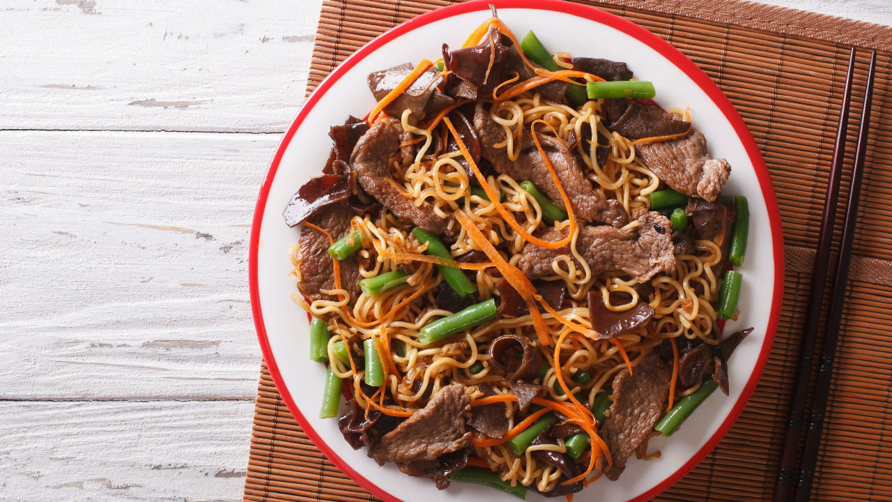 Joe's Simple Beef Chow Mein