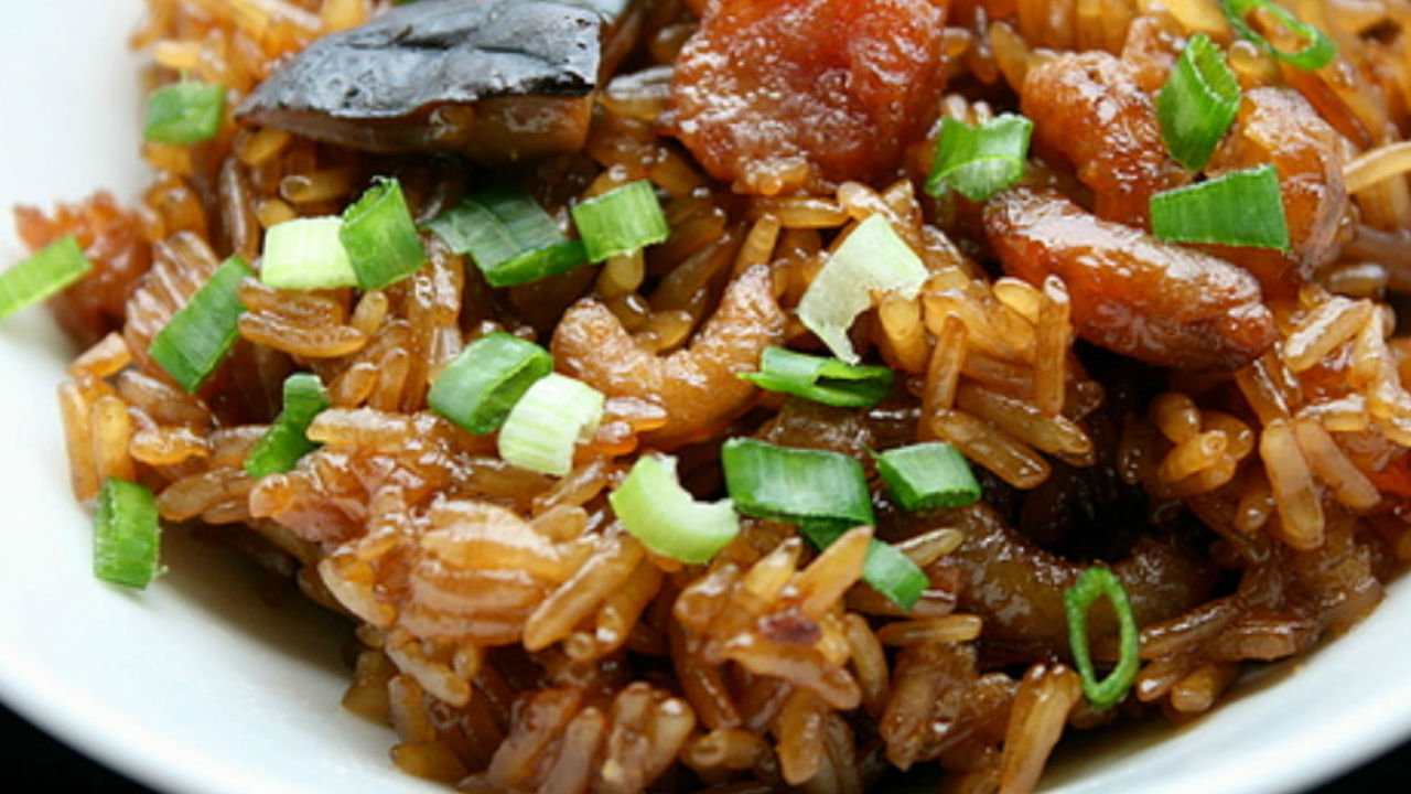 Chinese Sticky Rice with Chinese Sausage, Shrimp and Mushroom