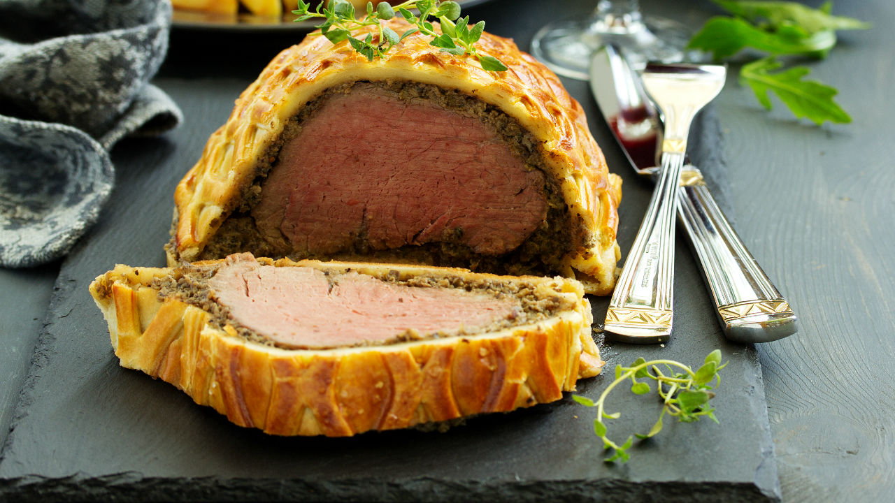 Luxurious Loin of Lamb en croute