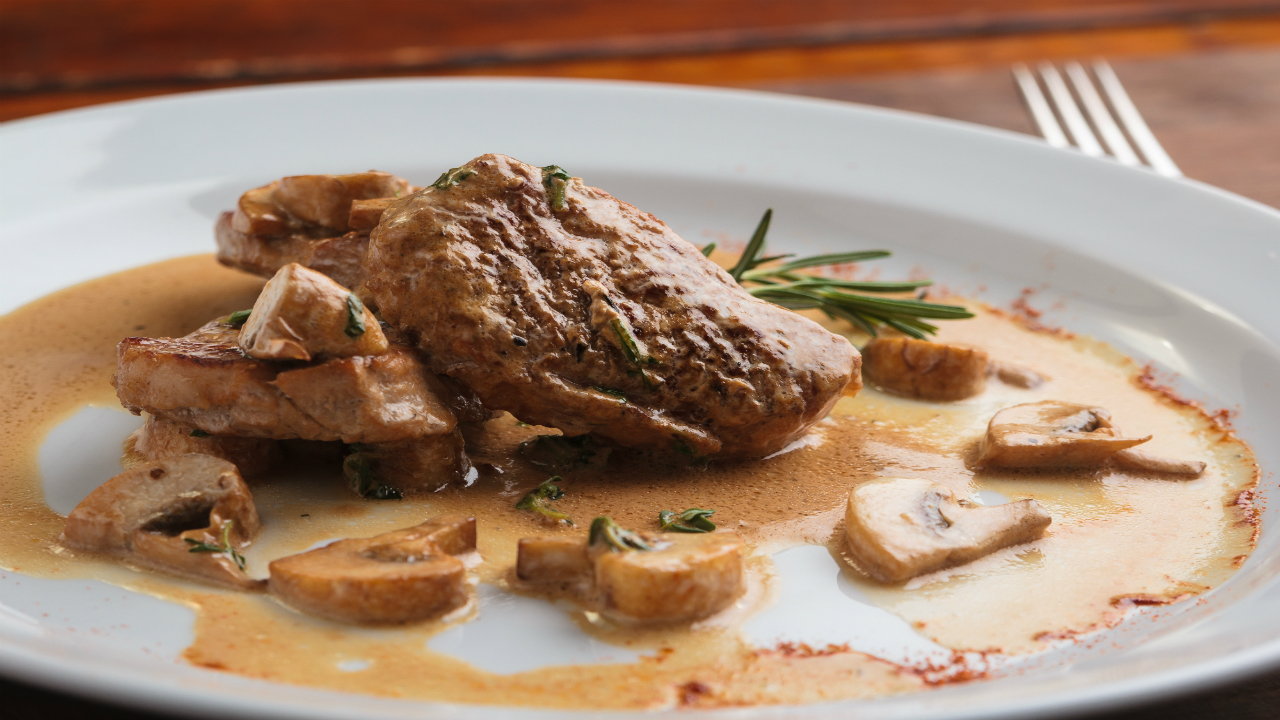 Oscar Inspired Luxurious Medallion of Irish Beef Brandy Cream